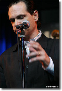 Blue Note, 3 agosto 2003 - Kurt Elling - photo by Pino Ninfa