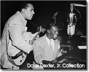 Oscar Moore with Cole at the piano. Image courtesy of the Dave Dexter, Jr. Collection.